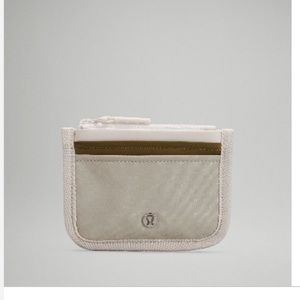 Lululemon card case